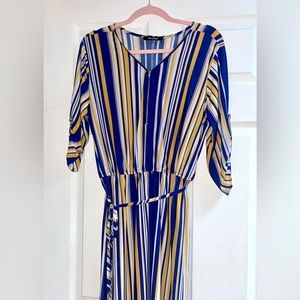 Ups & Downs dress w/3/4 sleeve.